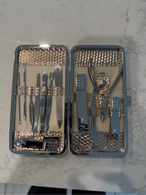 Amazon Women Skincare Tools Manicure Pedicure Kit - Silver and Rose Gold Accents